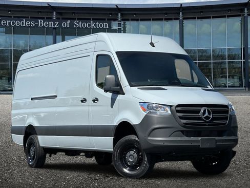 New 2025 Mercedes-Benz Sprinter 2500 image 2