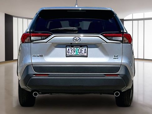Used 2024 Toyota RAV4 LE AWD/4WD image 6