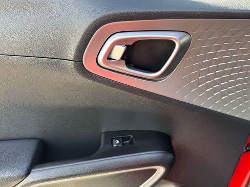 Used 2023 Kia Soul LX w/ Option Group 015 image 16