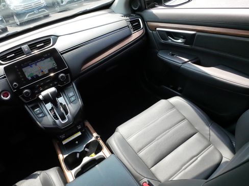 Used 2022 Honda CR-V Touring image 9