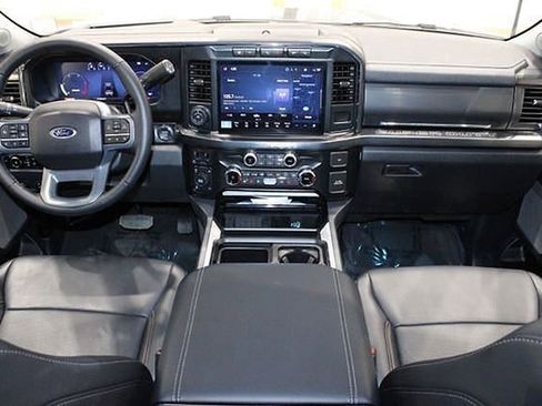 Used 2024 Ford F350 Lariat w/ Lariat Ultimate Package image 30