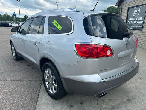Used 2009 Buick Enclave CXL w/ Entertainment Package #3 AWD/4WD image 7