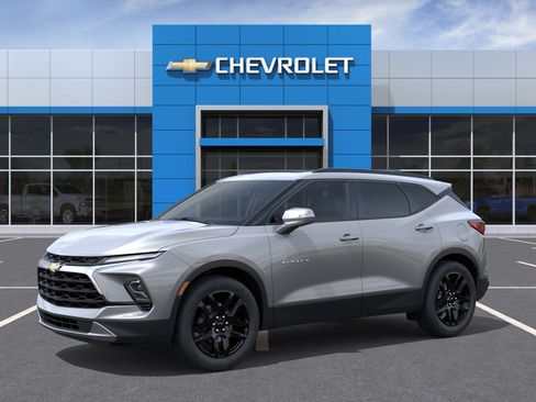 New 2026 Chevrolet Blazer LT w/ Sound & Technology Package AWD/4WD image 2