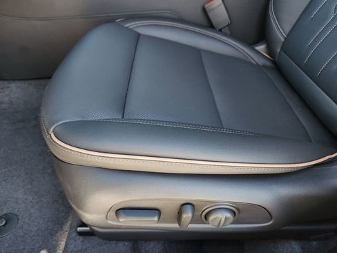 New 2026 Buick Envista Sport Touring FWD image 18