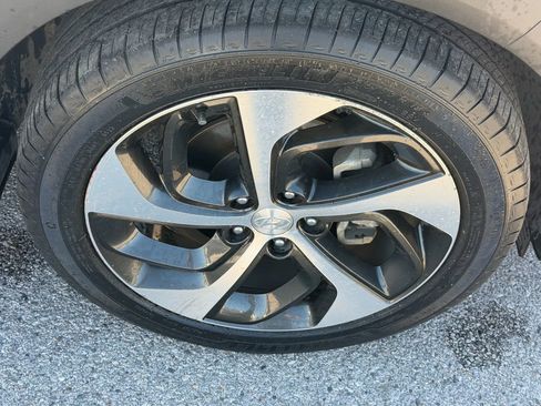 Used 2016 Hyundai Tucson Limited w/ Option Group 03 image 30