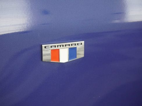 Used 2020 Chevrolet Camaro LS RWD image 27
