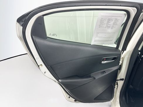 Used 2018 Toyota Yaris iA FWD image 26