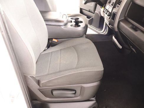 Used 2022 RAM 1500 Tradesman w/ Tradesman SXT Package RWD image 11
