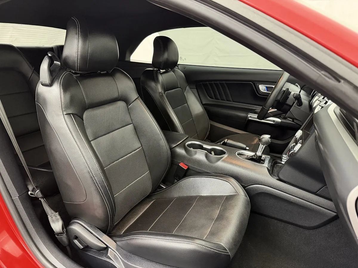 Used 2020 Ford Mustang Premium RWD image 40