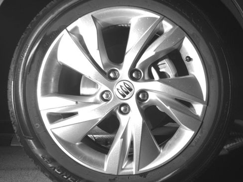 Used 2025 Buick Encore GX Preferred AWD/4WD image 16