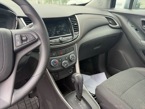 Used 2018 Chevrolet Trax LS w/ LPO, Cargo Package image 16