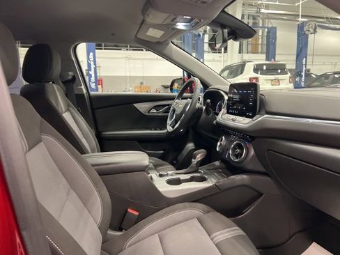 Used 2024 Chevrolet Blazer LT w/ Convenience Package image 29