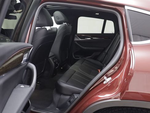 Certified 2025 BMW X4 xDrive30i AWD/4WD image 13