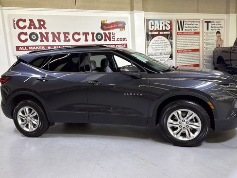 Used 2021 Chevrolet Blazer LT FWD image 4
