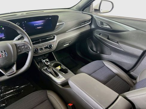 Used 2026 Buick Envista Preferred w/ Convenience I Package FWD image 22