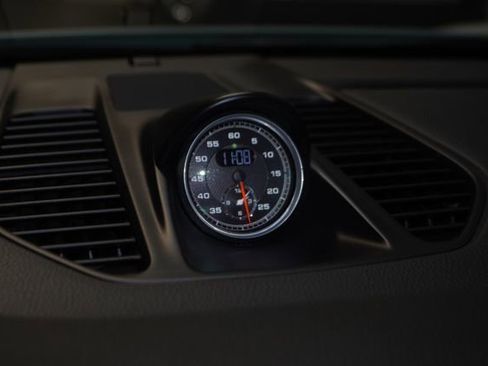 Used 2015 Porsche 911 Carrera 4S image 24