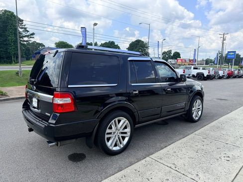 Used 2017 Ford Expedition Platinum AWD/4WD image 23