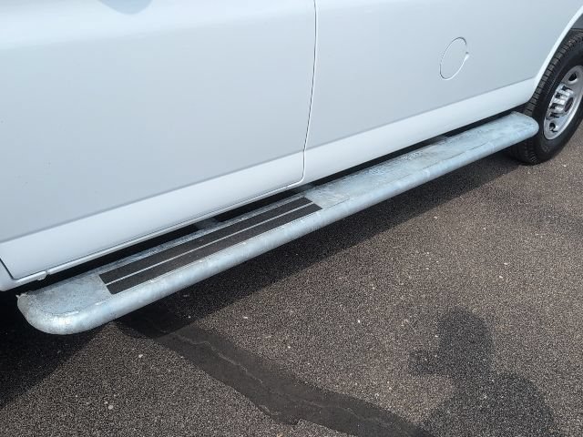 Used 2025 GMC Savana 2500 w/ Driver Convenience Package RWD image 19