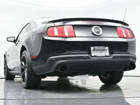 Used 2012 Ford Mustang GT Premium w/ Brembo Brake Pkg RWD image 40
