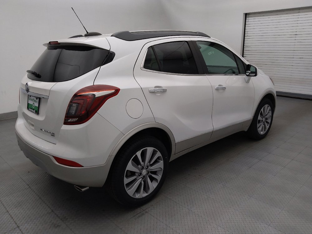 Used 2020 Buick Encore Preferred AWD/4WD image 10