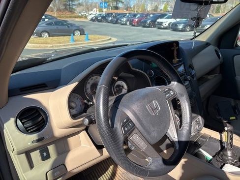 Used 2014 Honda Pilot EX-L image 25