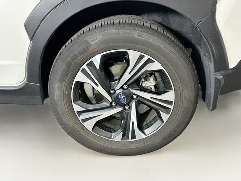 Used 2024 Subaru Crosstrek 2.0i Premium AWD/4WD image 11