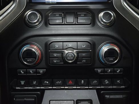 Used 2023 GMC Sierra 2500 Denali w/ Denali Ultimate Package image 34