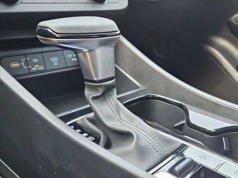 Used 2026 Hyundai Santa Cruz SE FWD image 15