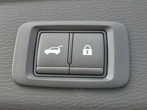 New 2026 Mitsubishi Outlander SE FWD image 12