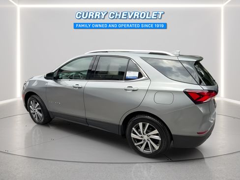 Used 2023 Chevrolet Equinox Premier AWD/4WD image 10