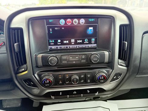 Used 2017 Chevrolet Silverado 1500 LT w/ All Star Edition AWD/4WD image 16