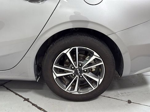 Used 2024 Kia Forte LXS image 23