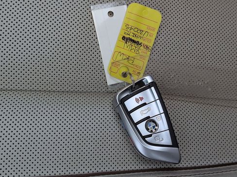 Used 2025 BMW 840i Convertible image 33