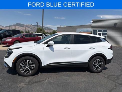 Used 2024 Kia Sportage EX FWD image 11