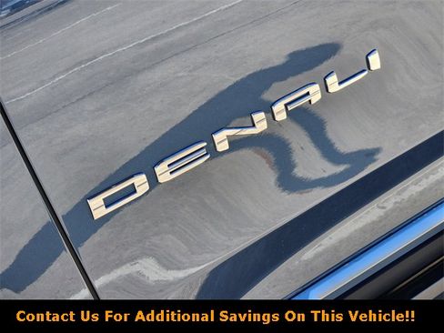 New 2026 GMC Yukon XL Denali image 8