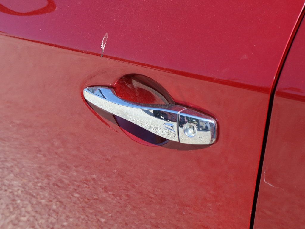 Used 2019 Nissan Pathfinder SV FWD image 24