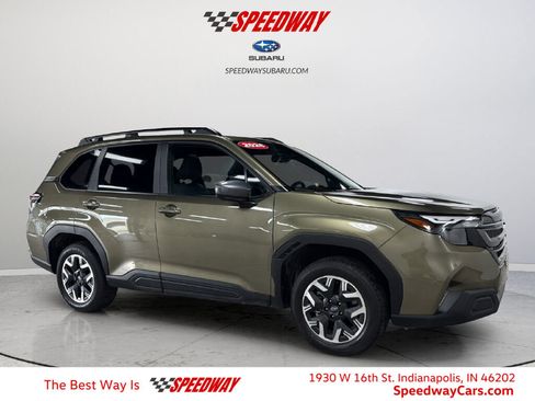 Used 2026 Subaru Forester Premium AWD/4WD image 1