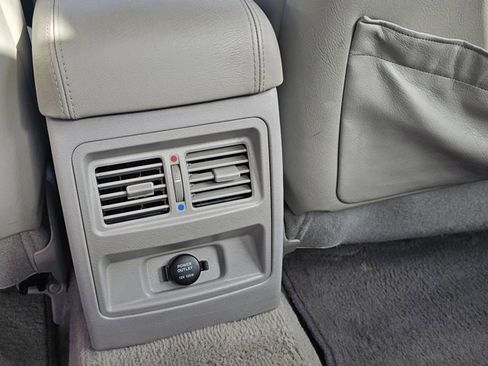 Used 2006 Kia Amanti image 22