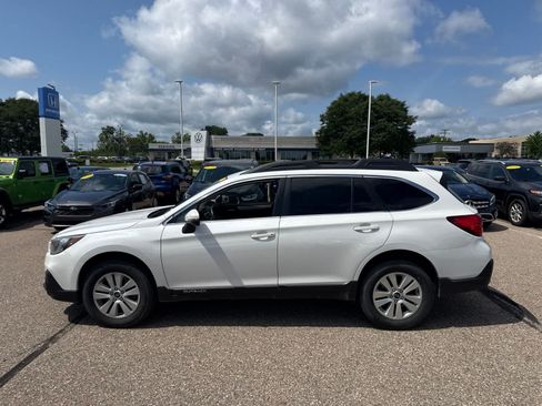 Used 2019 Subaru Outback 2.5i Premium AWD/4WD image 12