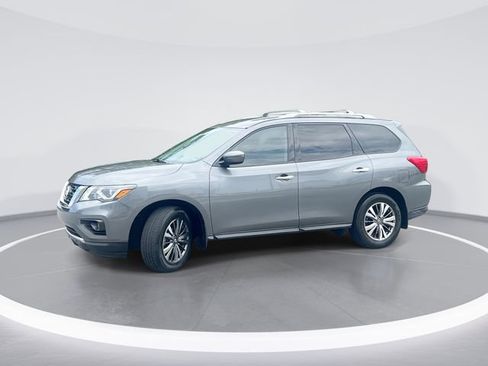 Used 2019 Nissan Pathfinder SV AWD/4WD image 1