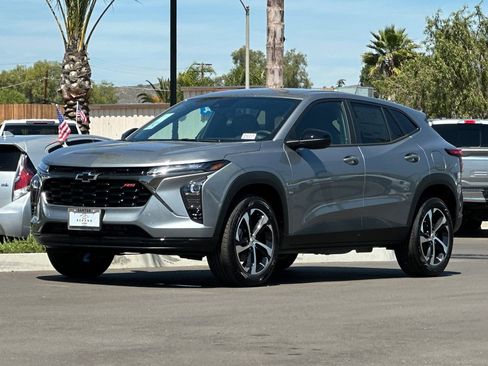 New 2026 Chevrolet Trax RS image 8