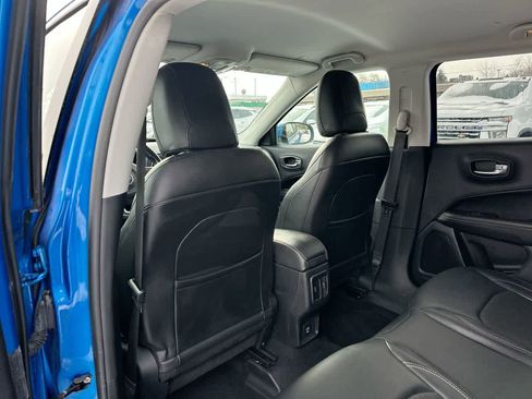 Used 2018 Jeep Compass Latitude image 23