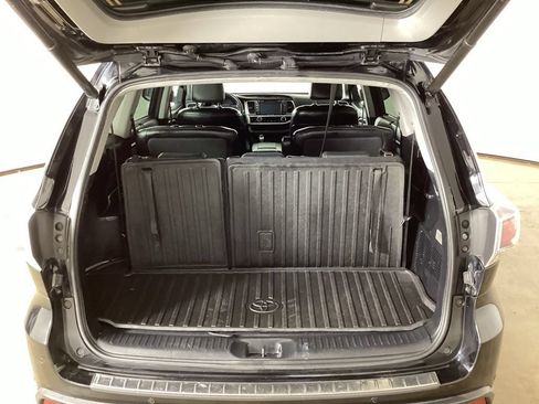 Used 2016 Toyota Highlander Limited Platinum AWD/4WD image 26