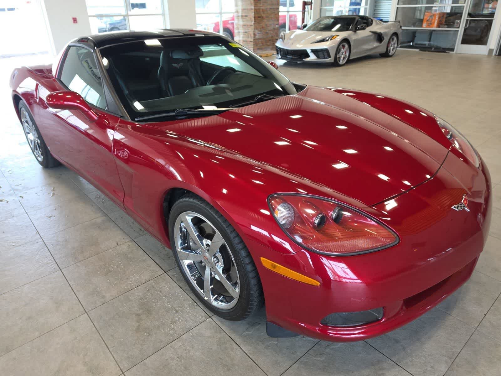 Used 2010 Chevrolet Corvette Coupe w/ Preferred Equipment Group RWD image 4