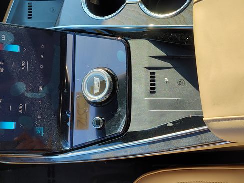 New 2025 Cadillac Escalade IQ Luxury 2 image 28