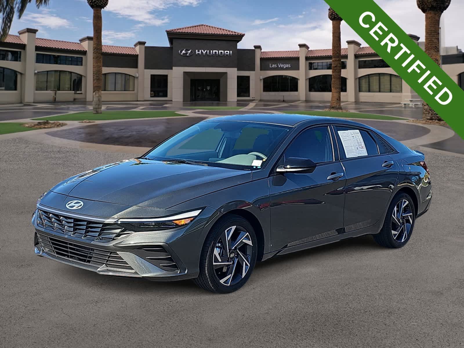 Certified 2025 Hyundai Elantra Sport FWD image 4