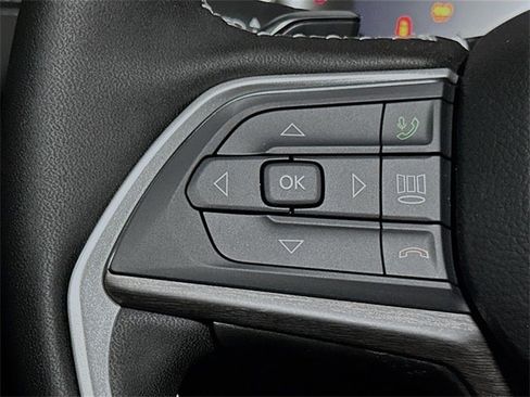 New 2025 Jeep Grand Cherokee L Limited image 28