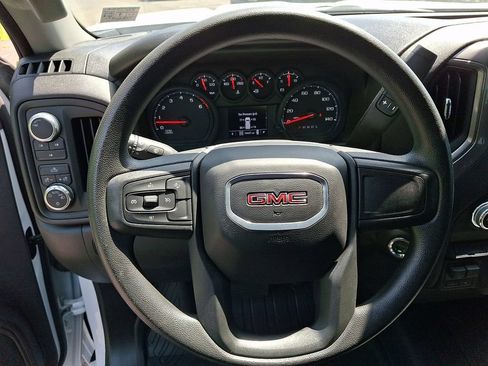 Certified 2025 GMC Sierra 2500 Pro w/ Convenience Package AWD/4WD image 18