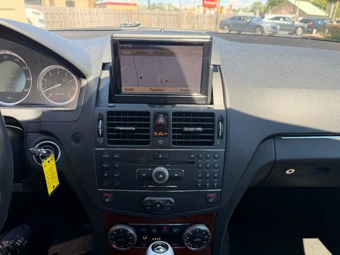 Used 2008 Mercedes-Benz C 300 Sedan image 17