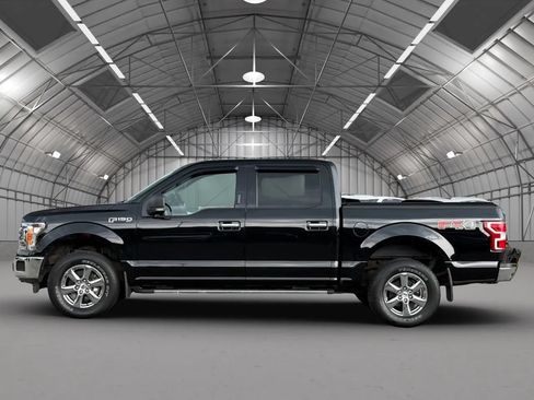 Used 2018 Ford F150 XLT w/ Equipment Group 302A Luxury AWD/4WD image 4